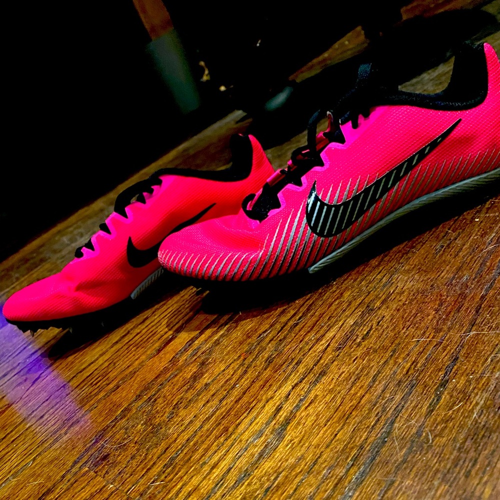 Track racing shoes